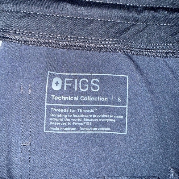 Figs Deep Blue Scrub Set - Picture 3 of 3